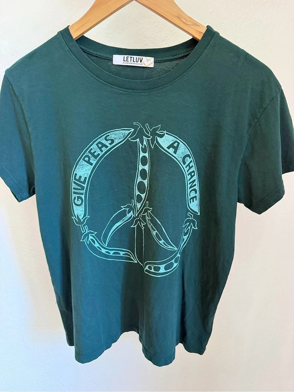 Letluv Anthropologie Graphic Short Sleeve Tee in Green Size Small